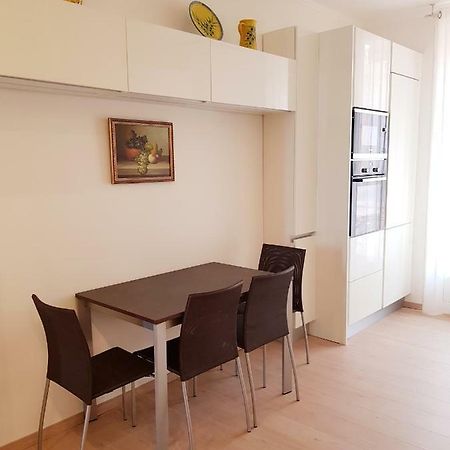 Charming Apartment On The Boarder Of Monaco Бюсолей Екстериор снимка